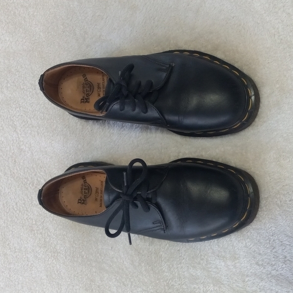 Vintage 90s Y2K Black Dr. Martens Classic Leather Lace Up Oxford - Picture 2 of 10